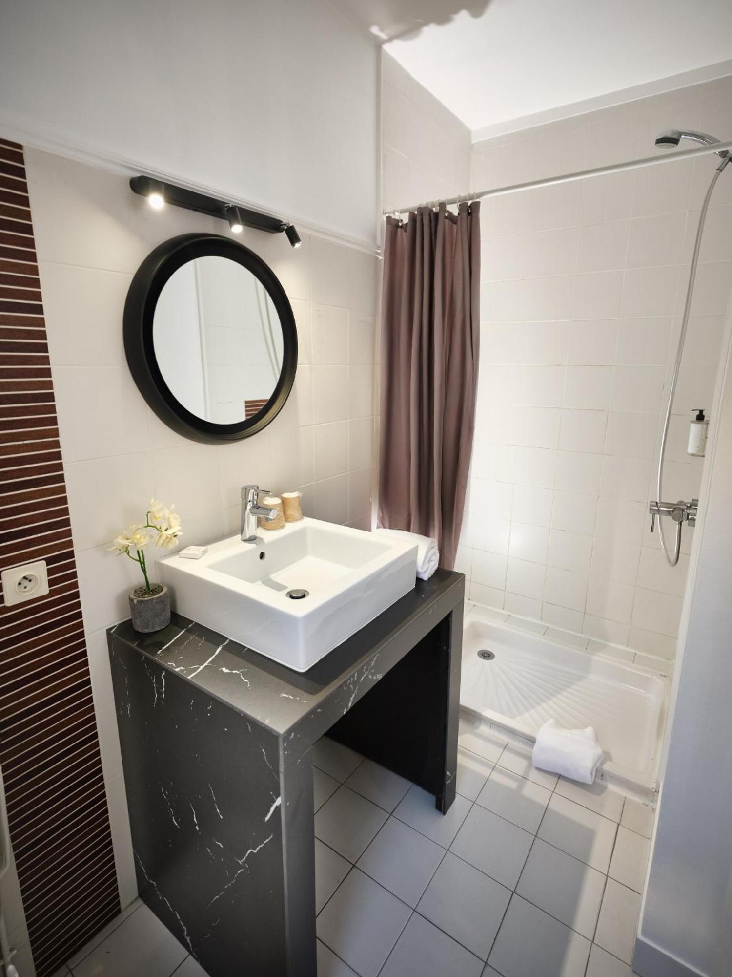 Hotel Les Negociants Valence  Luaran gambar
